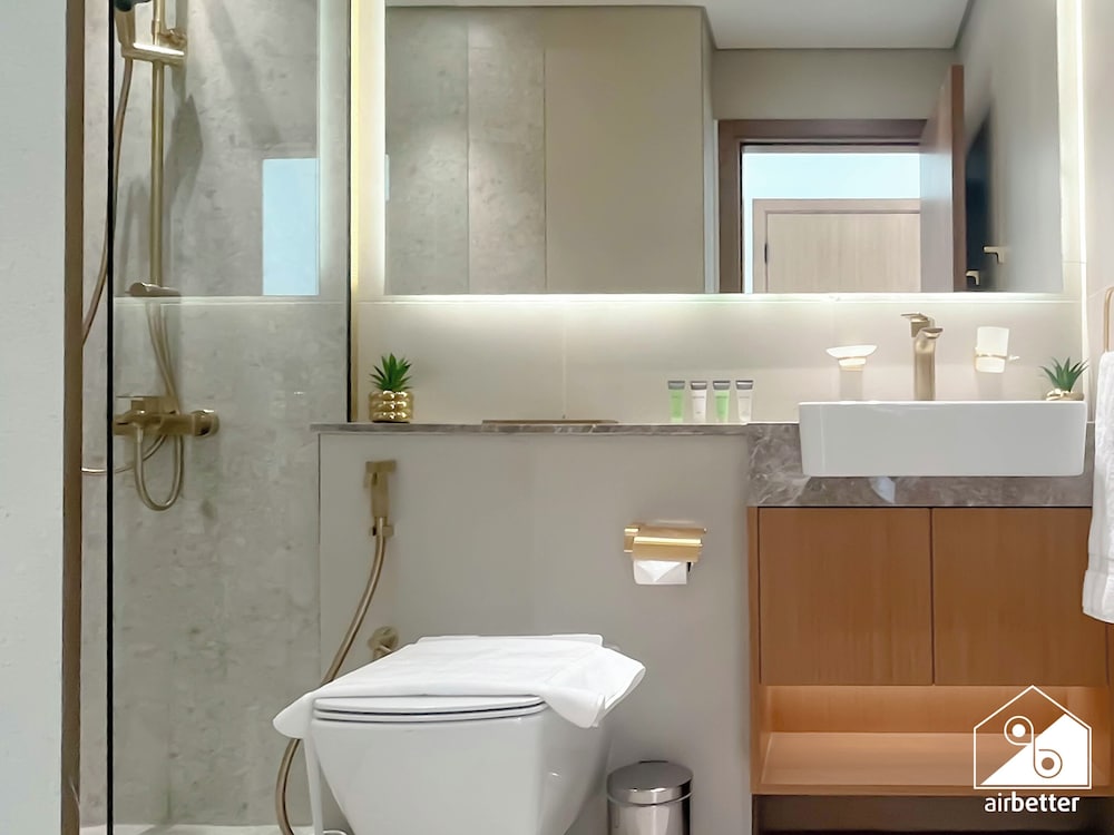 Bright & Modern1br Binghatti Amber JVC Dubai