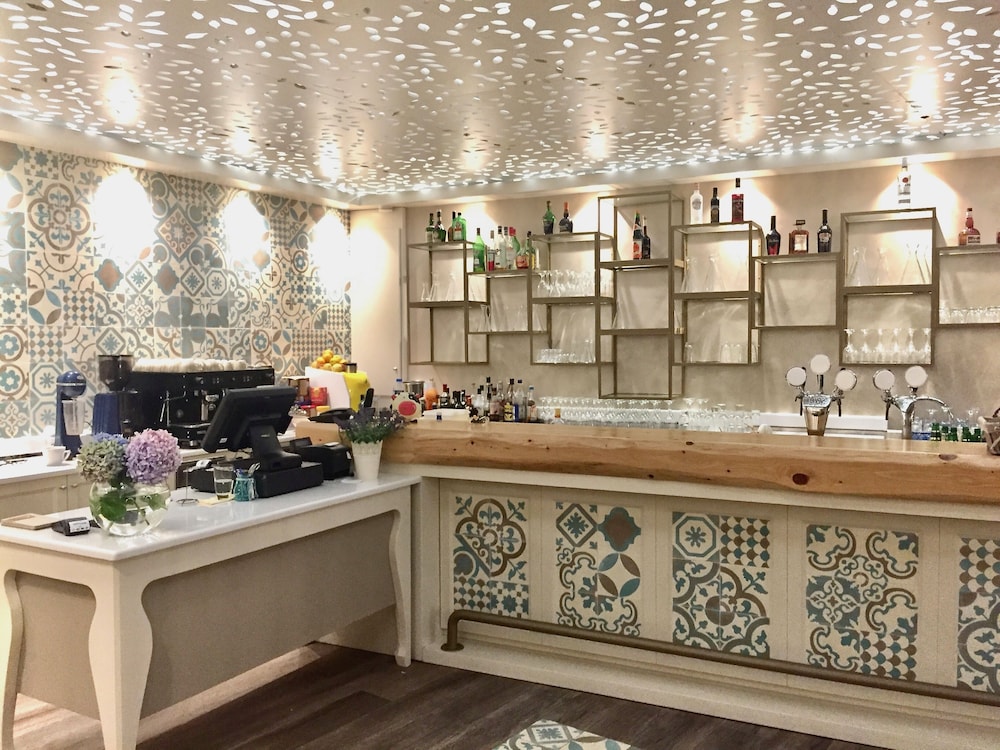 Отель и таверна семьи Себастьянов — photo 3