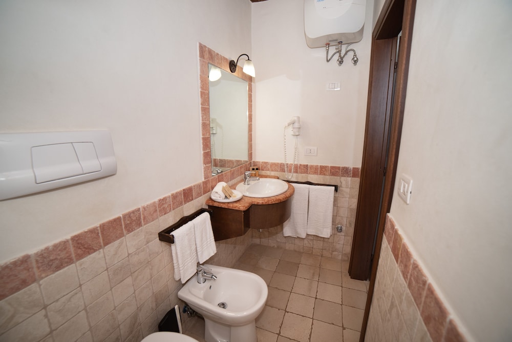 Photo 40