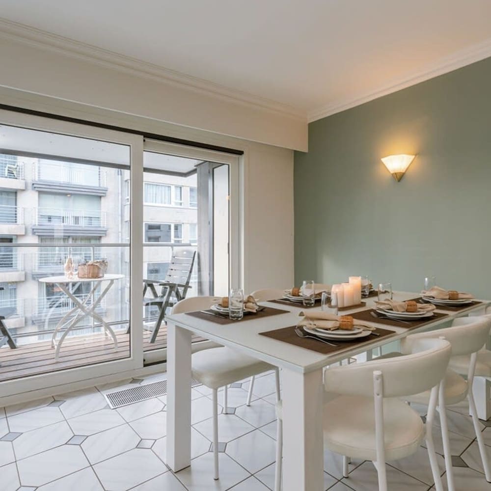Apartment With Sideways sea View in Middelkerke