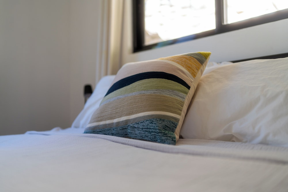 Sea View Paradise Retreat by Sea N' Rent