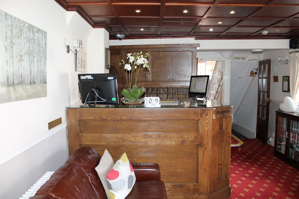 Knutsford Vacations - Longview Hotel - Property Image 5