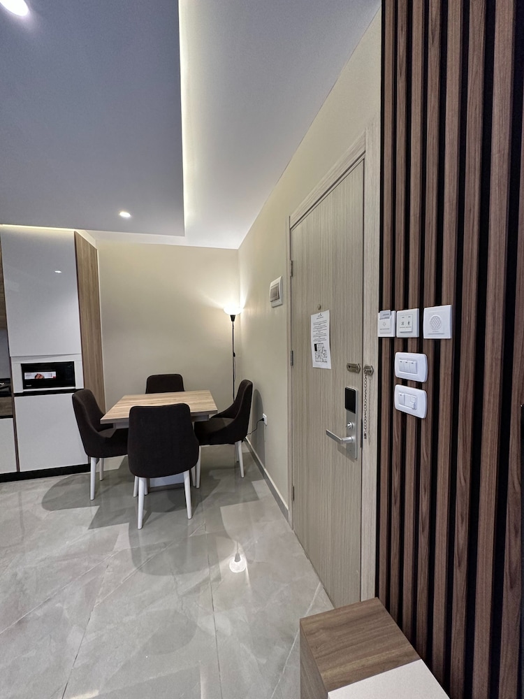 Charming Amman Apartment With Garden and Balcon