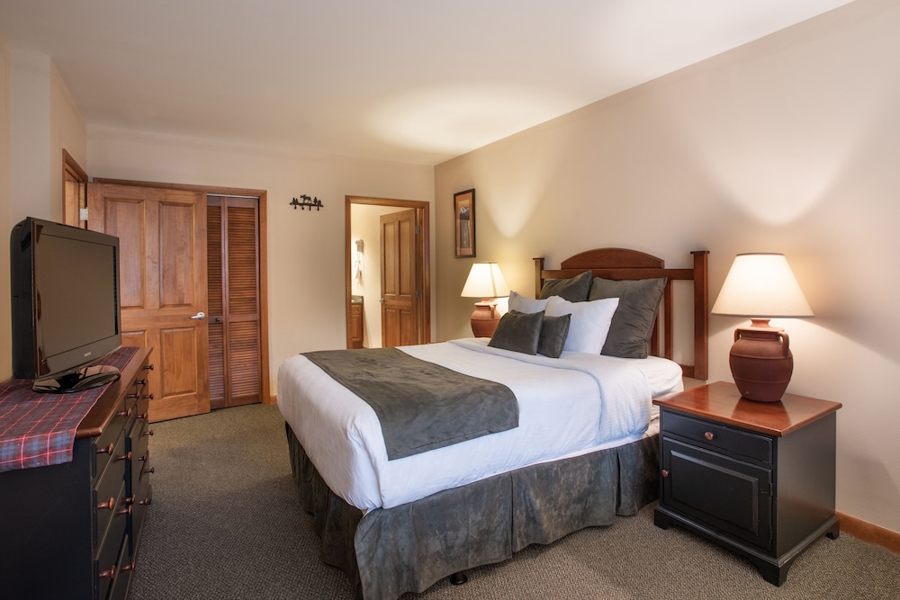 Winter Park CO - Zephyr Mountain & Fraser Crossing/Founders Pointe Condos
