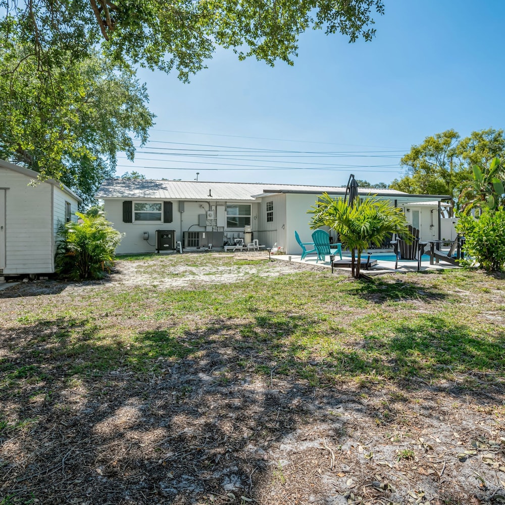 Sarasota Resort-like Living Near Siesta Key For 10