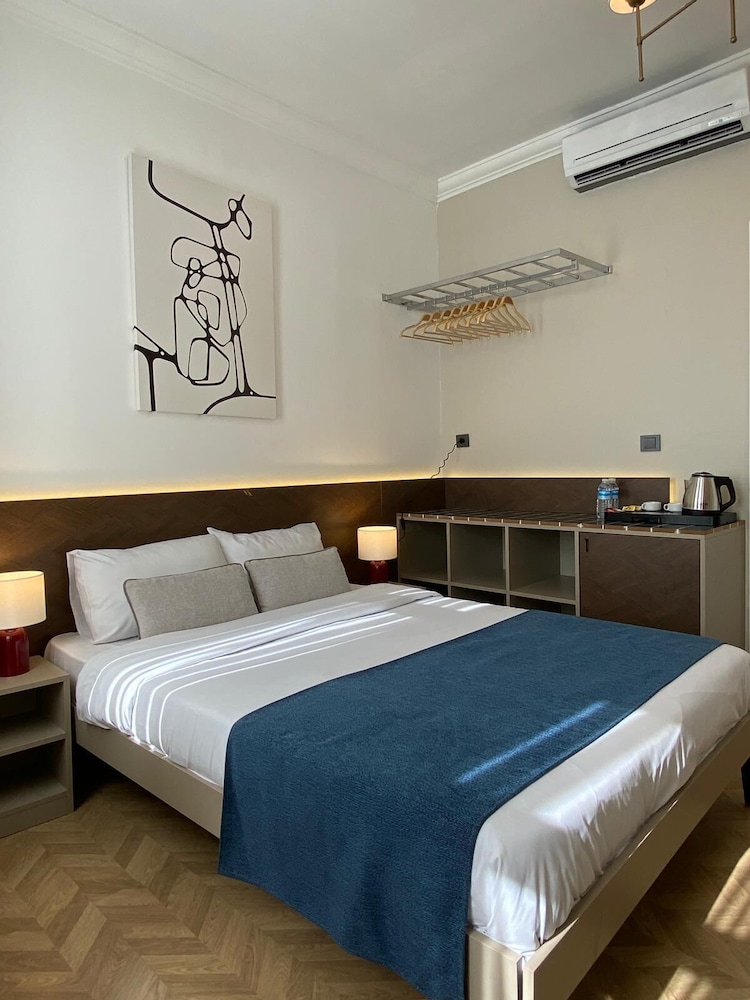 Emily Taksim Hotel