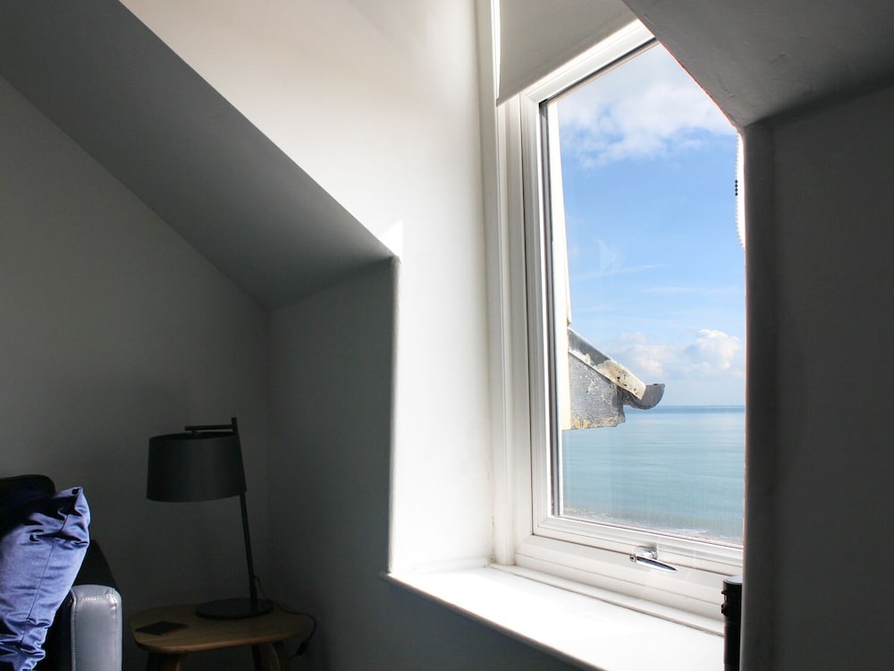 The Eaves view 4