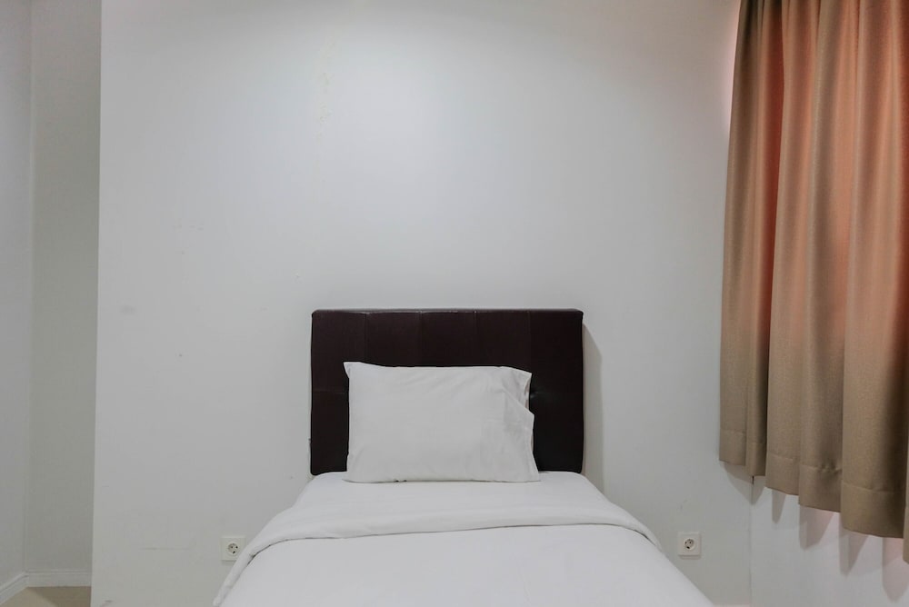 Luxurious and Comfy 2BR Paddington Heights Alam Sutera Apartment view 5