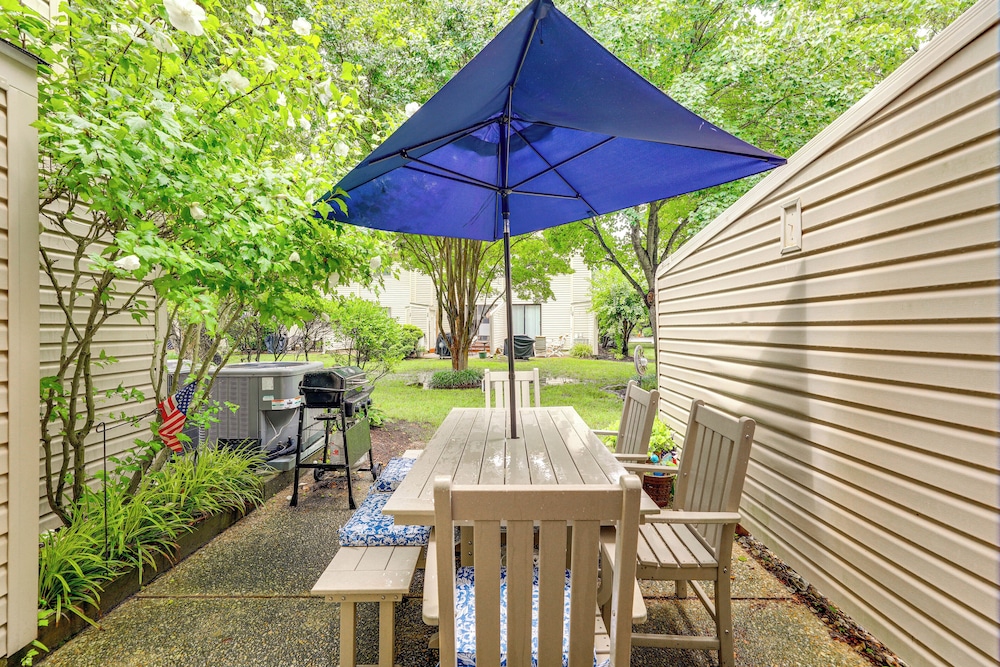 ~ 1 Block to Bethany Beach, Retreat w/ Pool Access