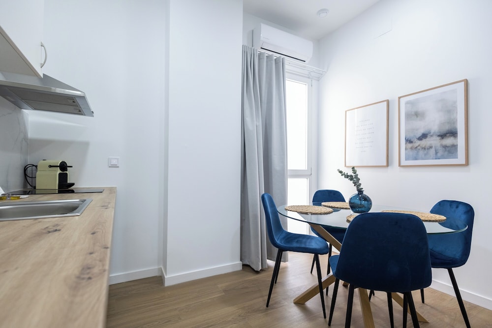 Imprenta Sorolla by Concept