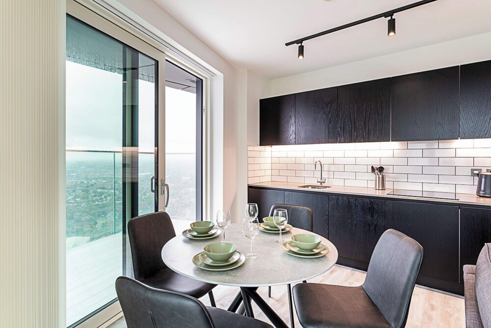 Icon Tower Flat II