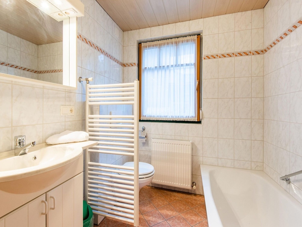 Chalet in Kaltenbach Near Ski Lift