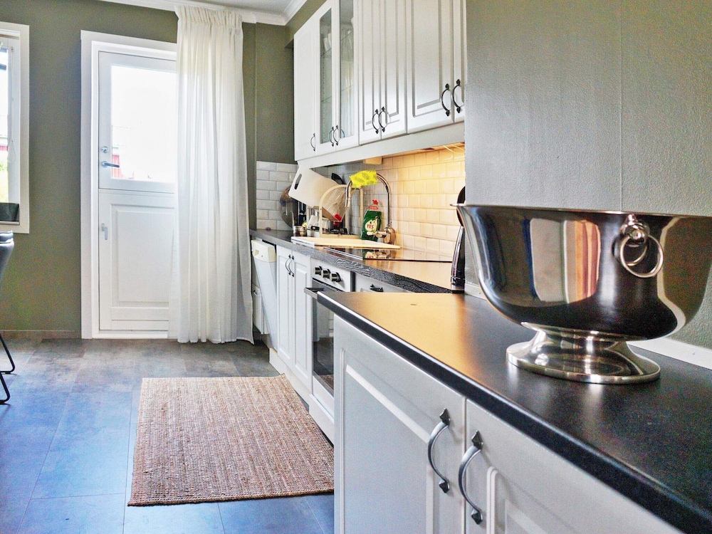 5 Person Holiday Home in Hallstavik view 4