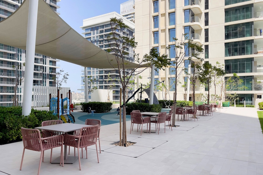 Marina Vista Emaar Beachfront Apartments
