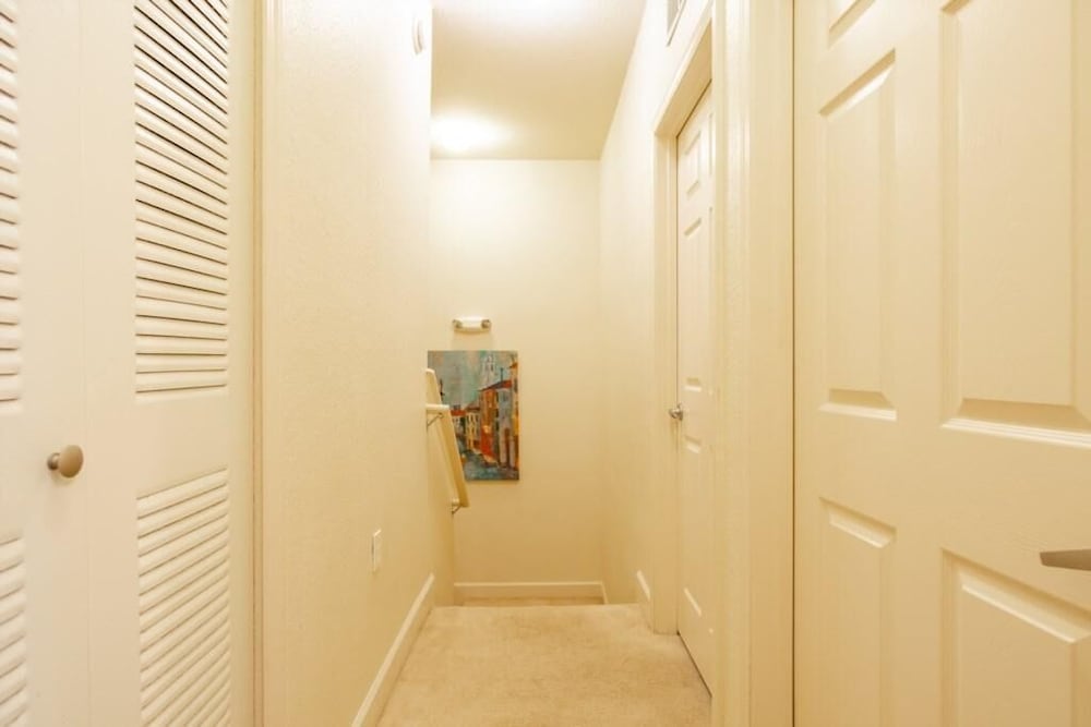 Lucaya 3 Bedroom 2 Bath Townhome With Zero Entry Resort Pool - Image 5