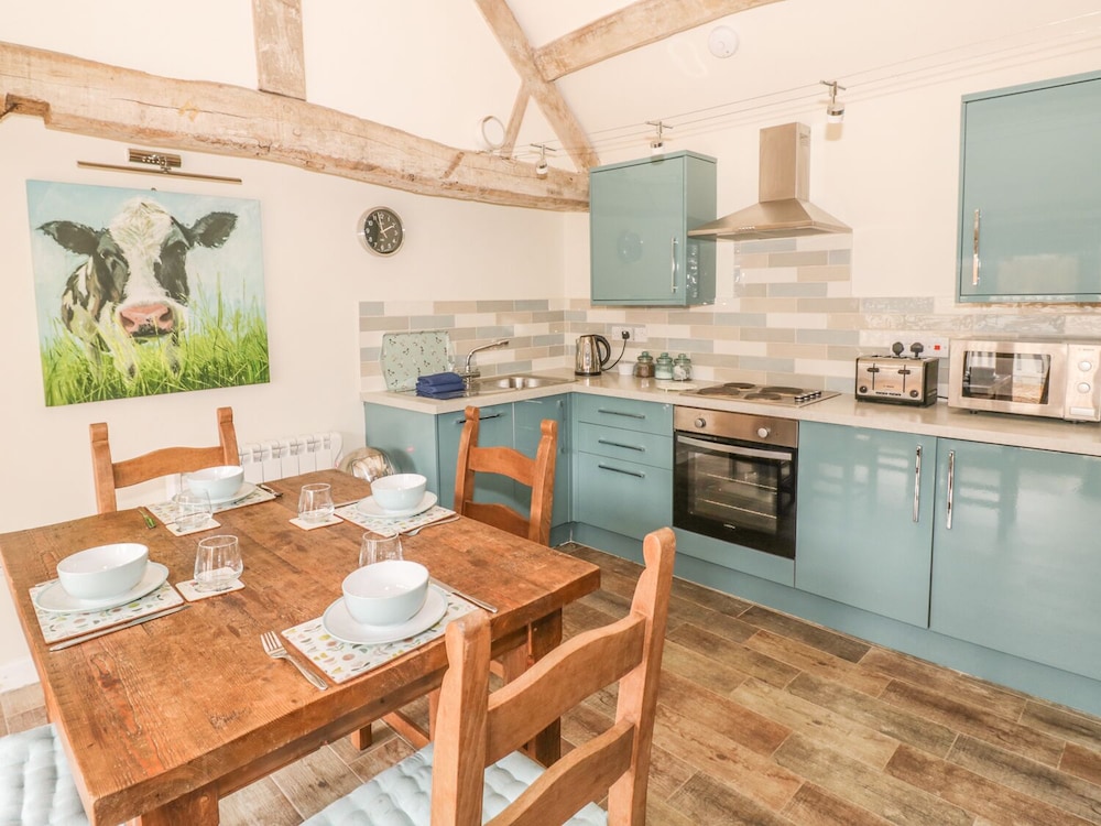 Megs Cottage view 5