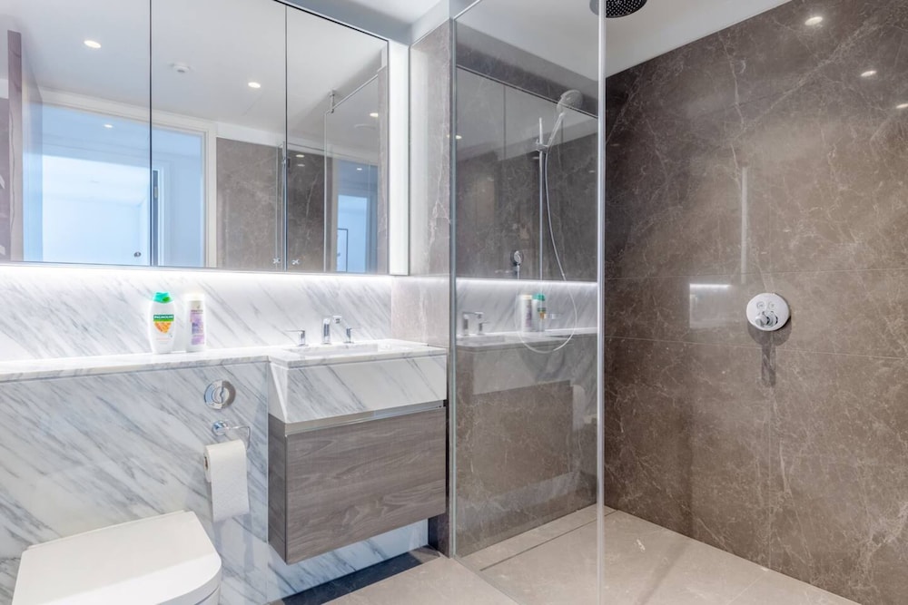 Luxurious 3BD Flat by the River Thames - Vauxhall