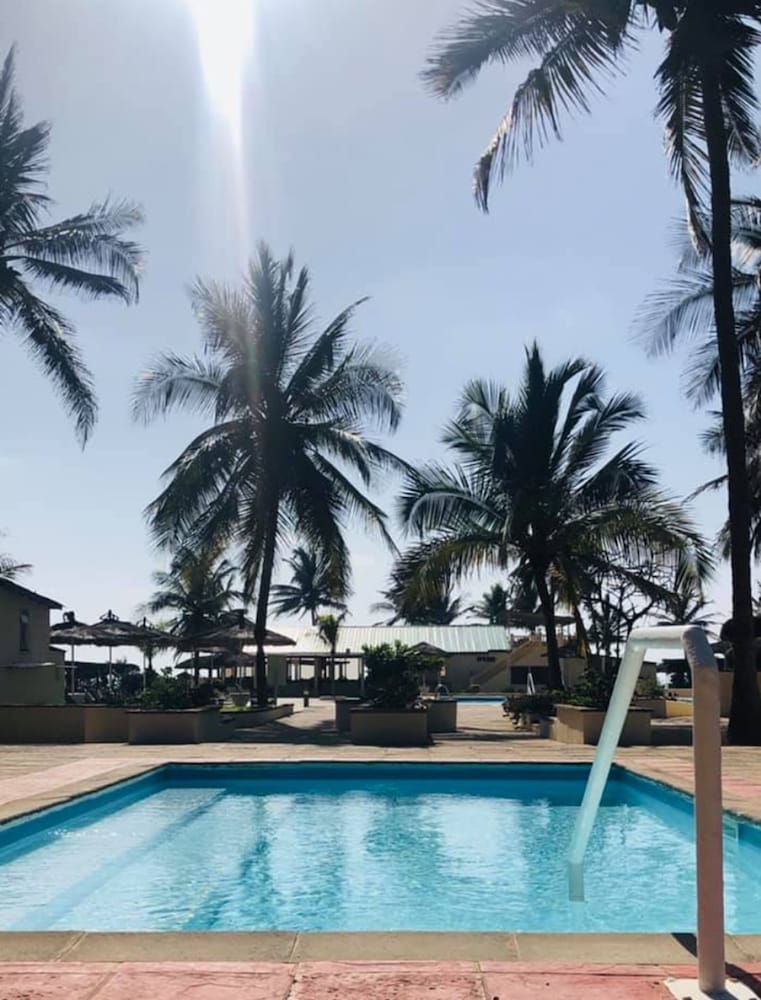 Kololi Beach Resort