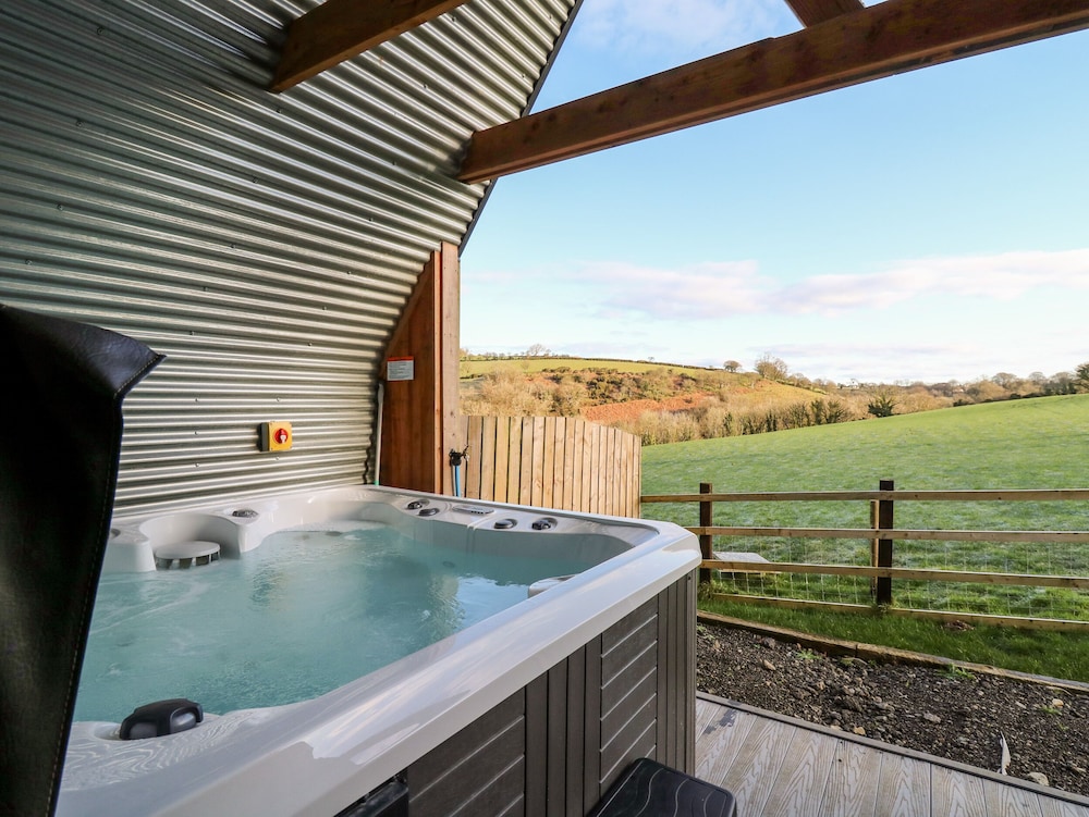 Valley View Hideaway