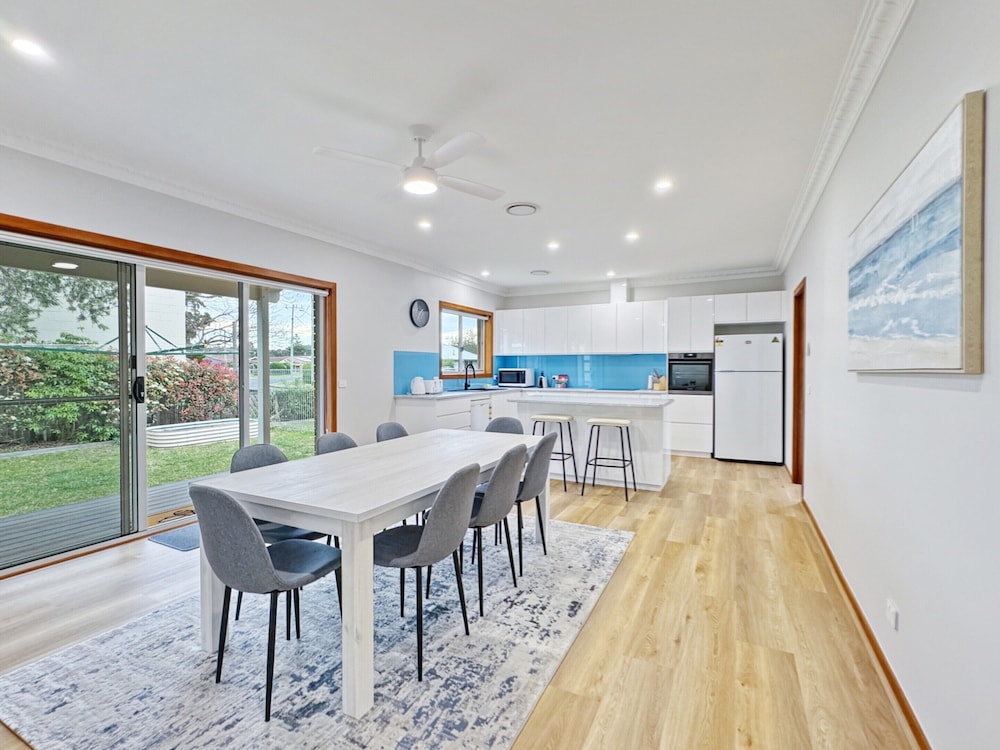 4-bed Beach House With Garden & Alfresco Dining