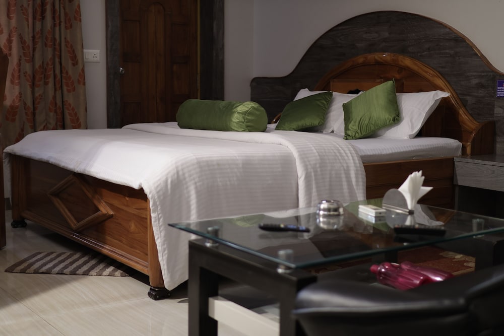 Hotel MIPL