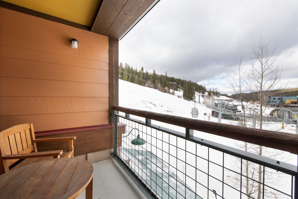Zephyr Mountain Lodge - Winter Park Vacation Condos