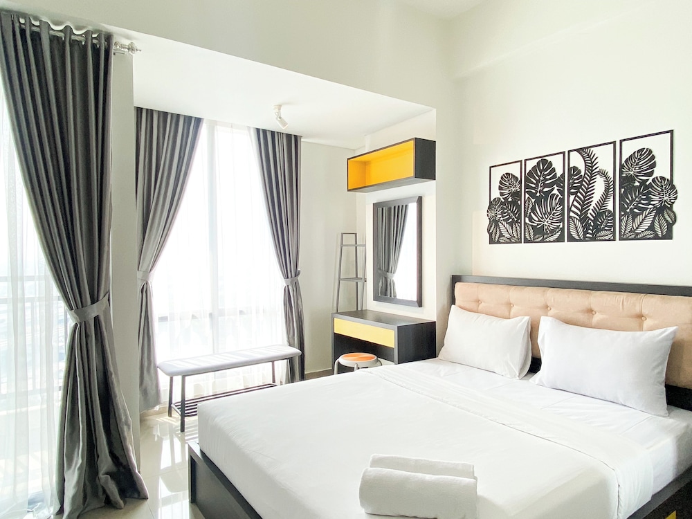 Monochromatic Studio At Lrt City Bekasi Apartment