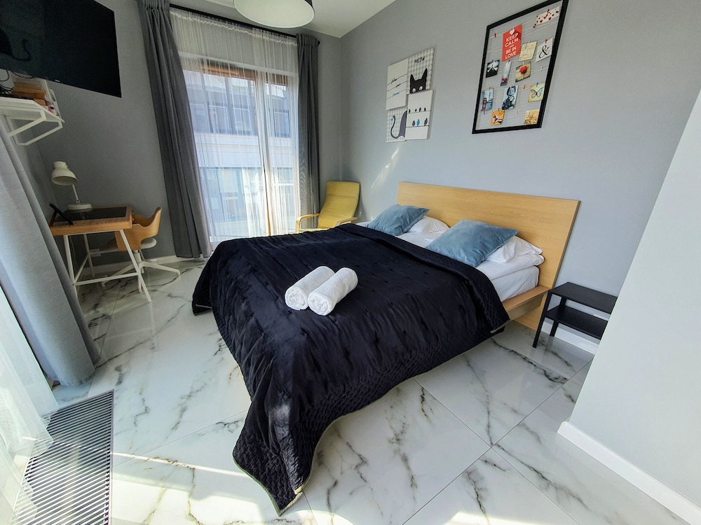 Apartments Warsaw Pawia by Renters
