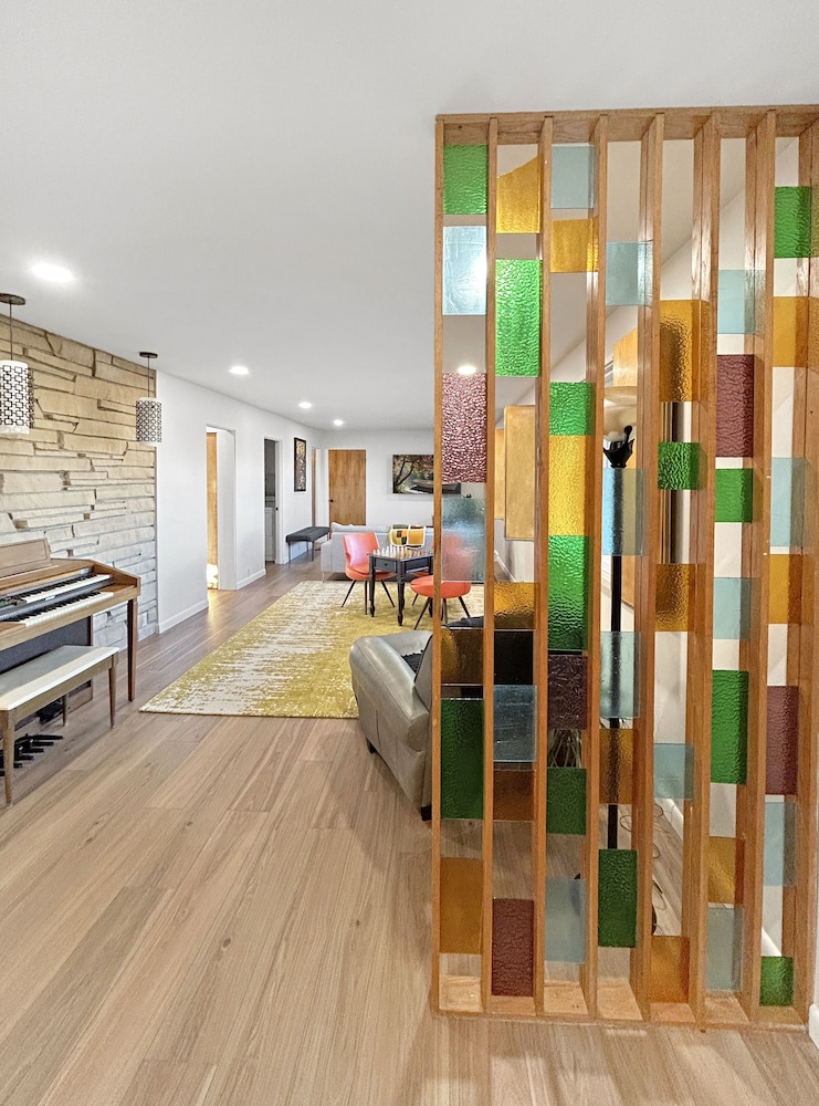 Retro Retreat A 60's Time Capsule 3 Bedroom Home