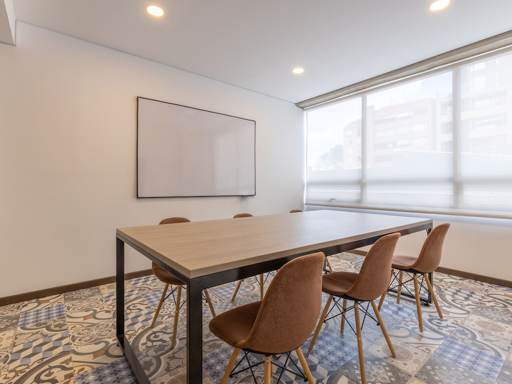 meeting & event spaces