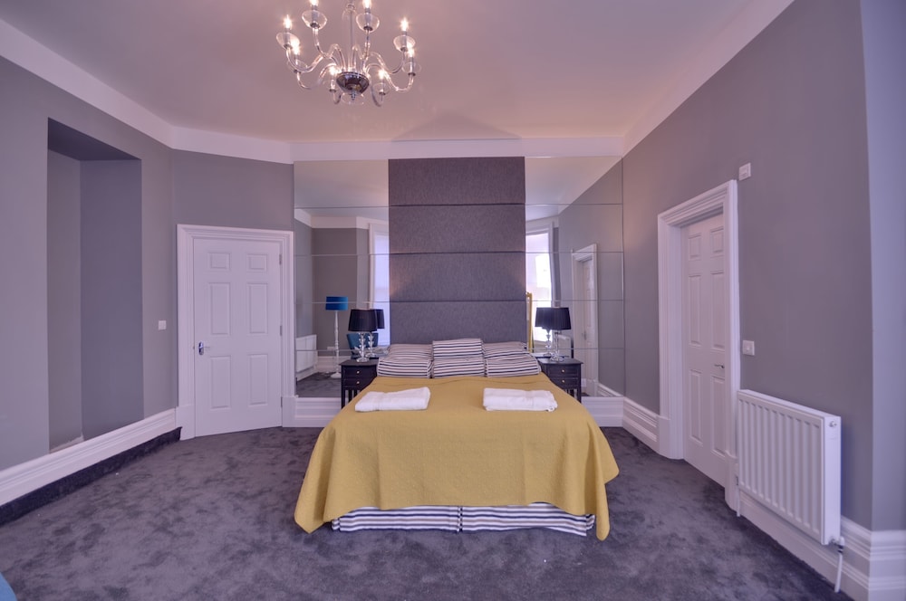 Opulence view 4