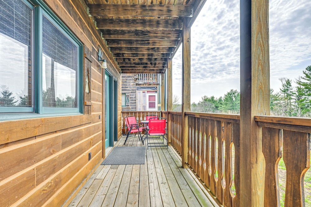 Three Bears Resort Home w/ Perks + Outdoor Spots!