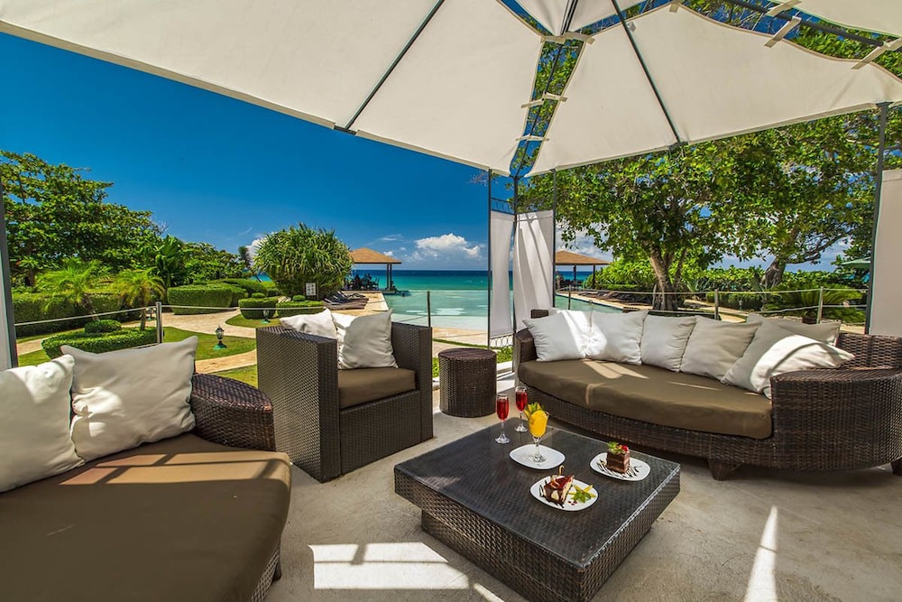Luxury Villa perfect for large families