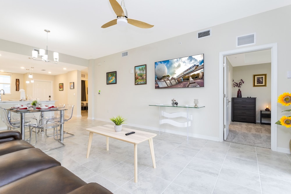 Stunning 2Bd Apto Close to Disney @ Storey Lake 105 3171