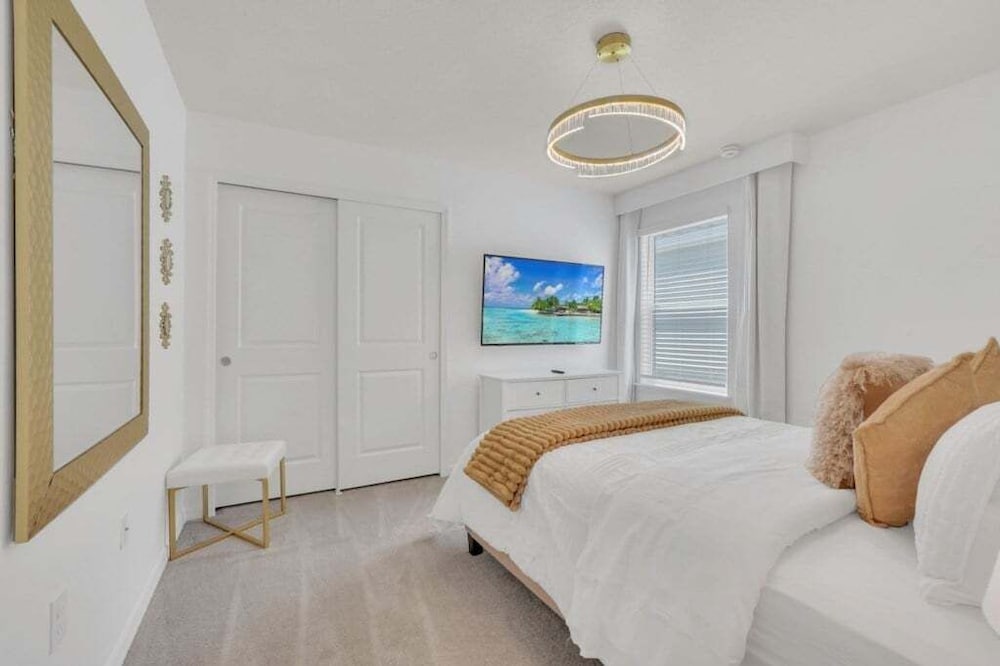 10 Bed 8 Bath Villa Gamesroom & Pool 16284saint 10 Bedroom Villa