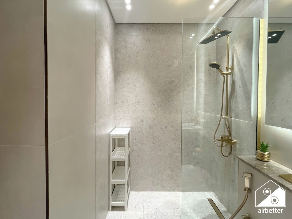 Bright & Modern1br Binghatti Amber JVC Dubai