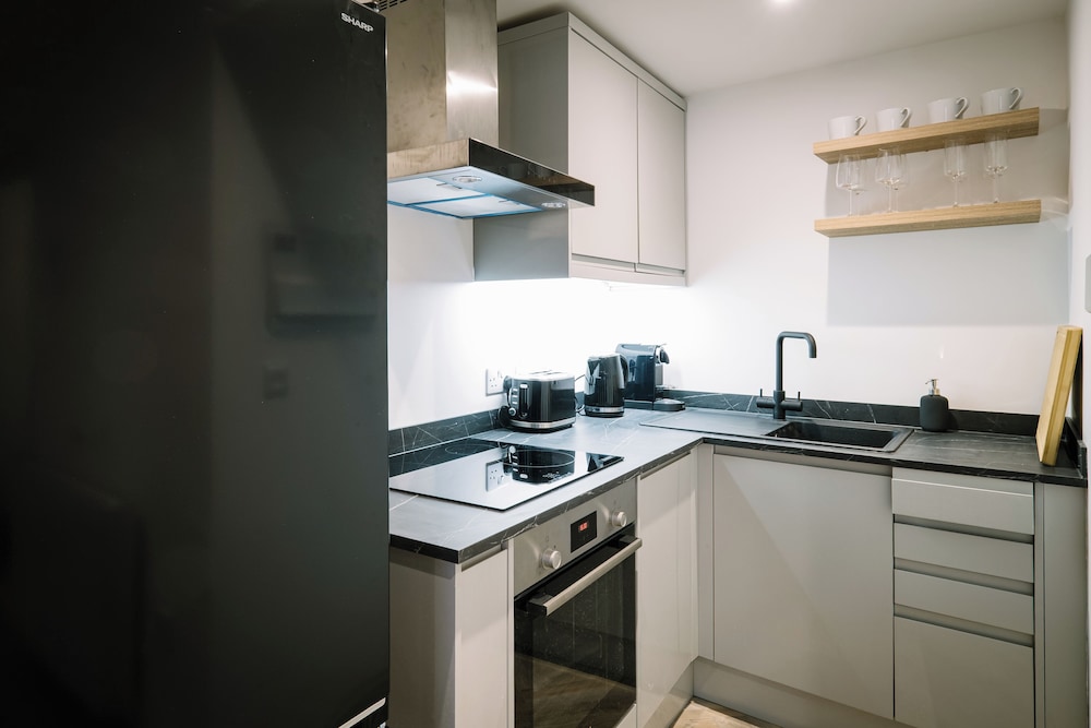 Sun St Apartment 2