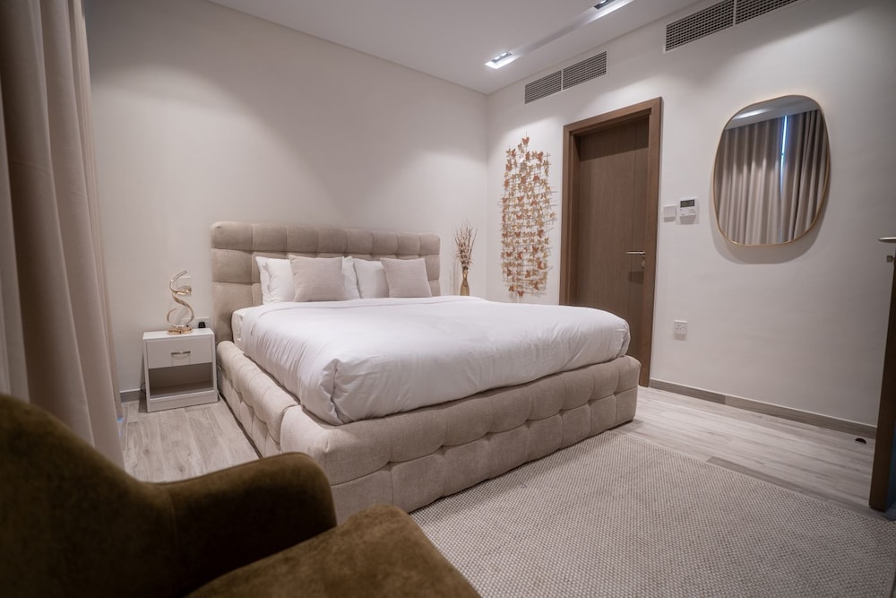 Luxury townhouse in Al Danah Bay