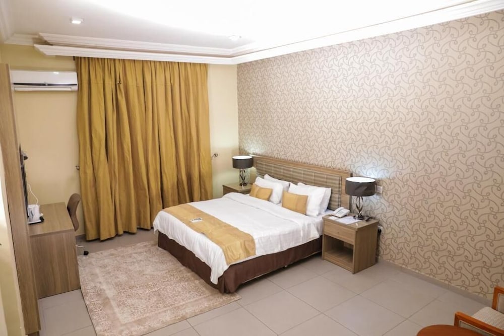 Continental Hotel by Heritage Group view 5
