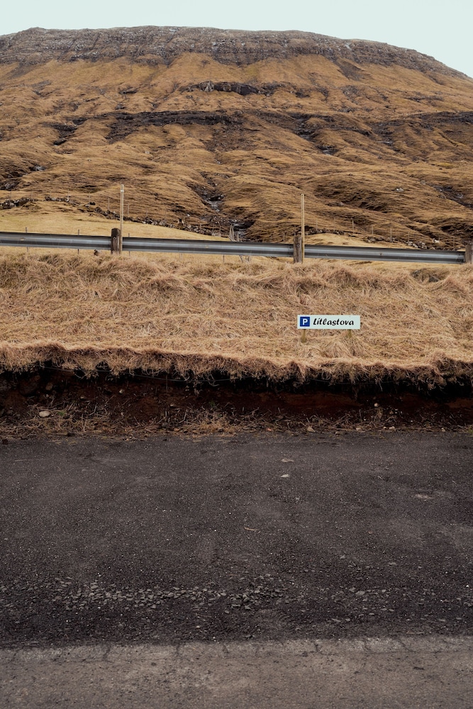 Lítlastova | A Charming Boathouse Getaway