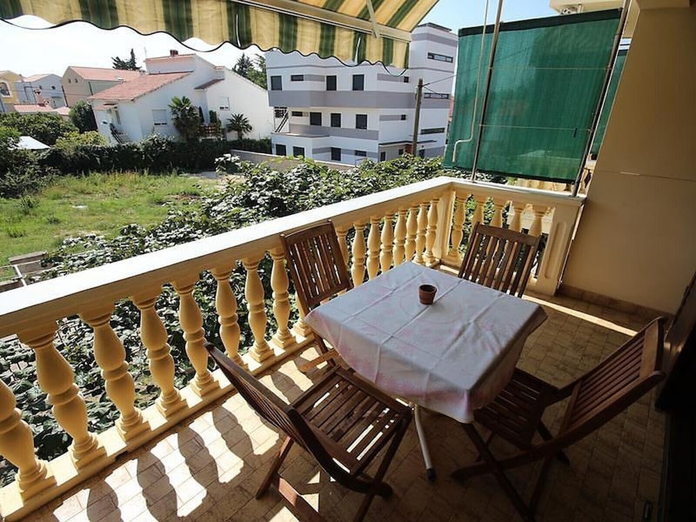 Comfortable Apartment, Close to the Beach view 5