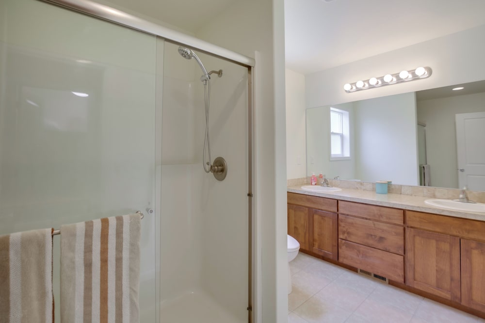 2 Blocks to White Water Launch: Mill City Home