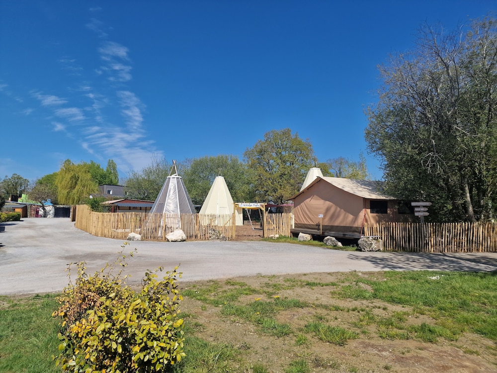 Les P'tites Maisons dans la Prairie