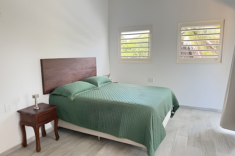 Oceana Suites Casa Algaroba