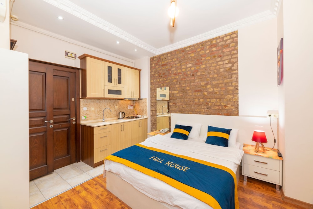 Opera House Otel - Image 41