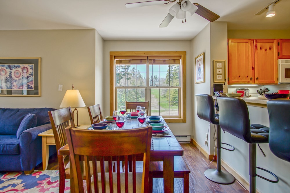 Camp 4 #21: 2 Bedrooms, 2.5 Baths: Slope Side, Gas Fireplace