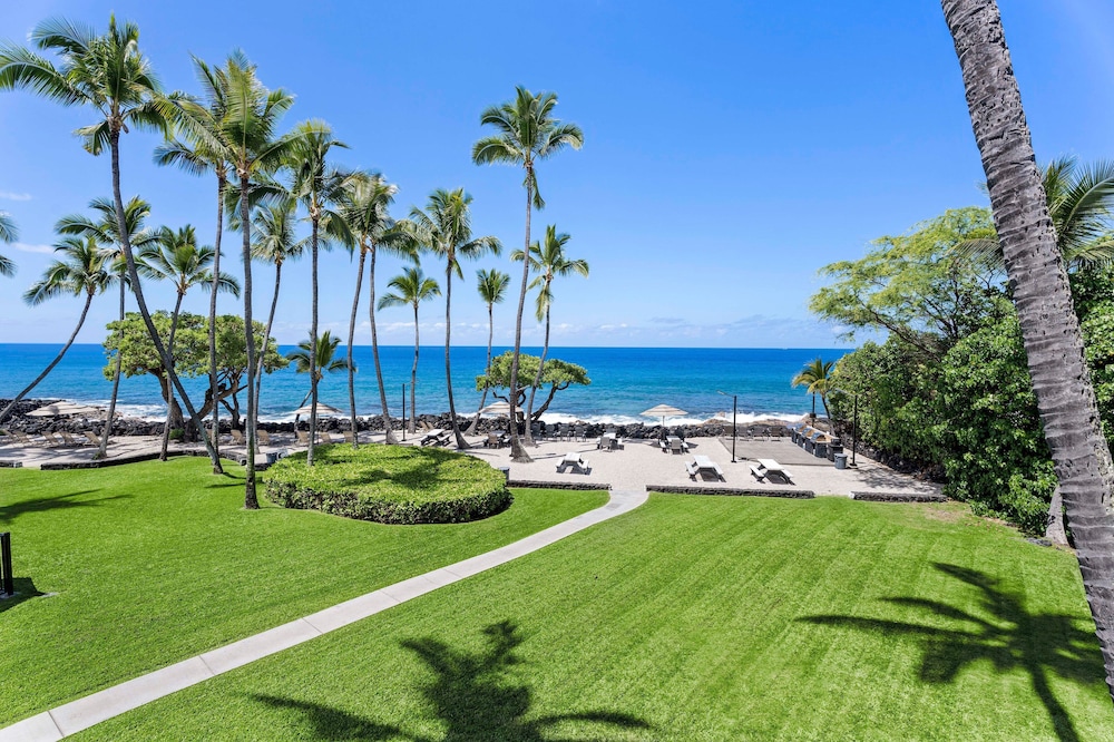 Ocean Front! - Second Floor With AC & Lanai! - Vrkcv