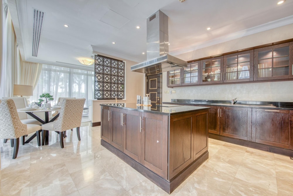 Majestic Resort Villa w Private Pool on The Palm