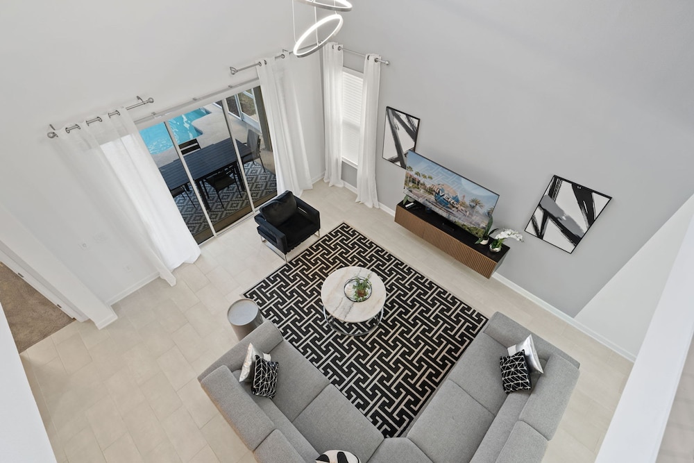 Chic 5bed Retreat Perfect for Family Getaways