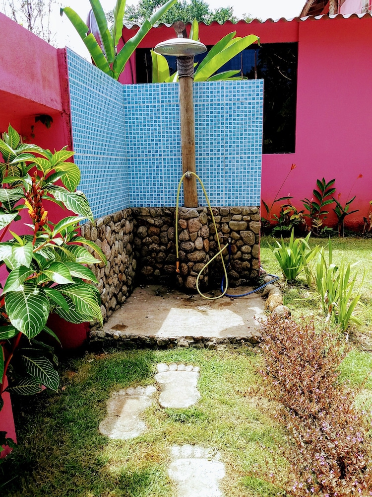 Bali Suites Itamambuca
